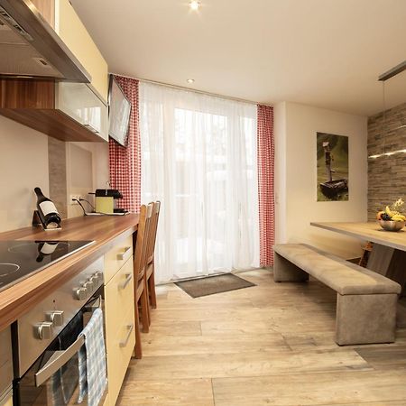 Ferienwohnung Nagelschmied Радщат Екстериор снимка