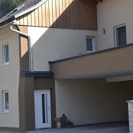 Ferienwohnung Nagelschmied Радщат Екстериор снимка